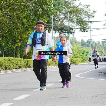Runner Photo 8407290