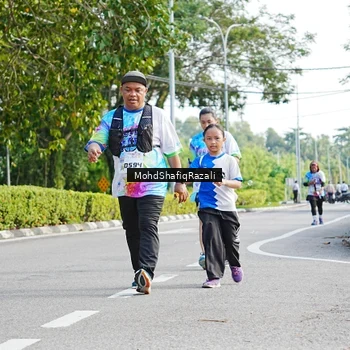 Runner Photo 8407293