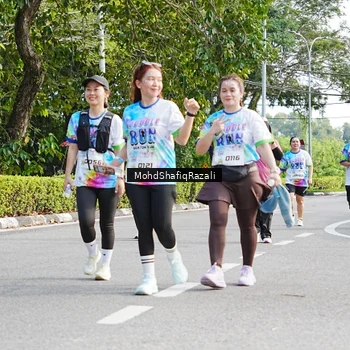 Runner Photo 8407294