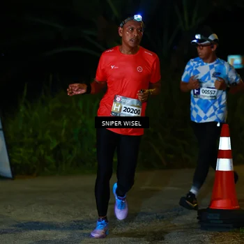 Runner Photo 8407328