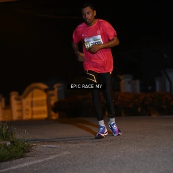 Runner Photo 8407339