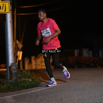 Runner Photo 8407347