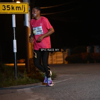 Runner Photo 8407354