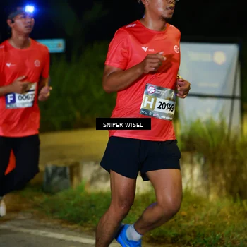 Runner Photo 8407357