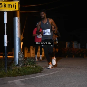 Runner Photo 8407360