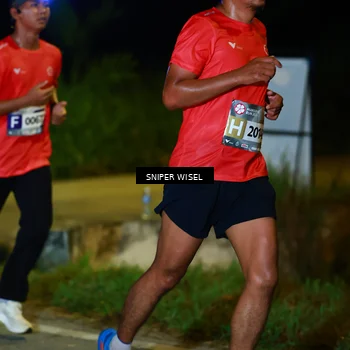 Runner Photo 8407362