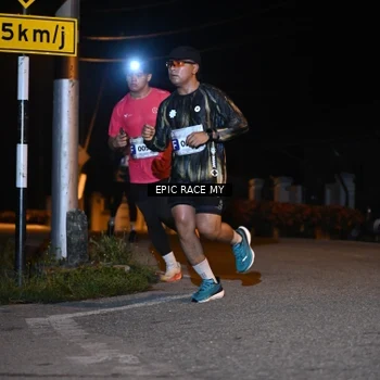 Runner Photo 8407383