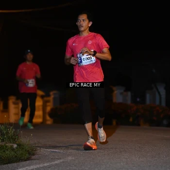Runner Photo 8407399