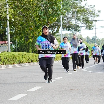 Runner Photo 8407400
