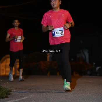 Runner Photo 8407410