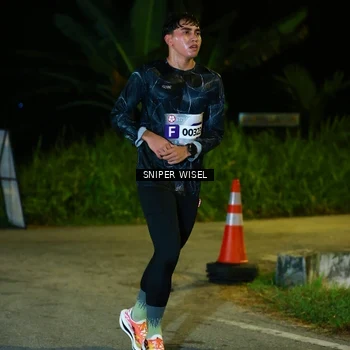 Runner Photo 8407412