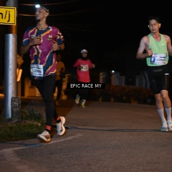 Runner Photo 8407451