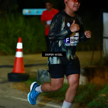 Runner Photo 8407487