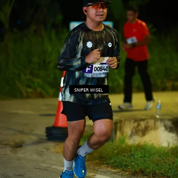 Runner Photo 8407490