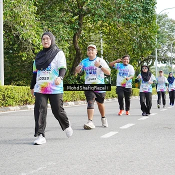 Runner Photo 8407493