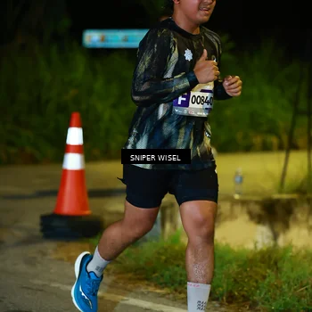 Runner Photo 8407500