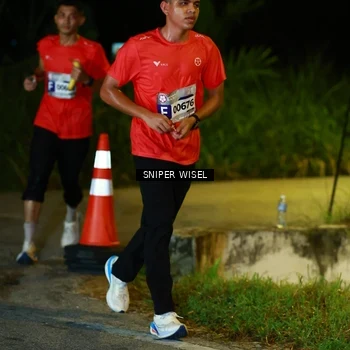 Runner Photo 8407501