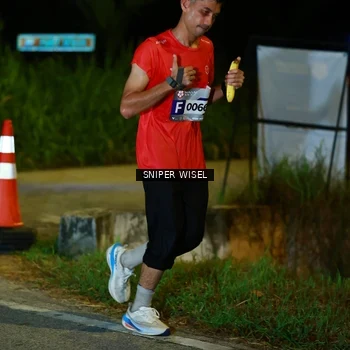 Runner Photo 8407513