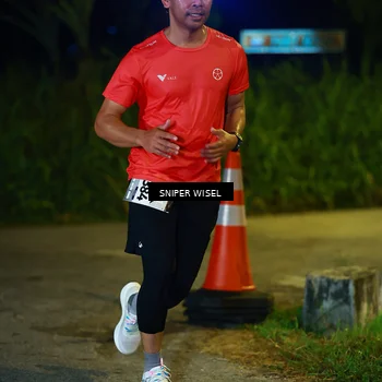 Runner Photo 8407536