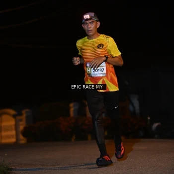 Runner Photo 8407543