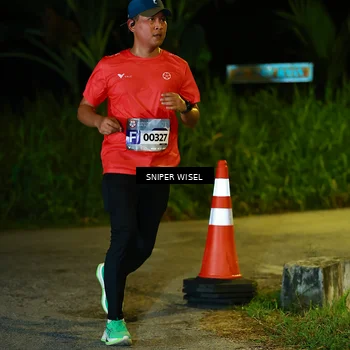 Runner Photo 8407548