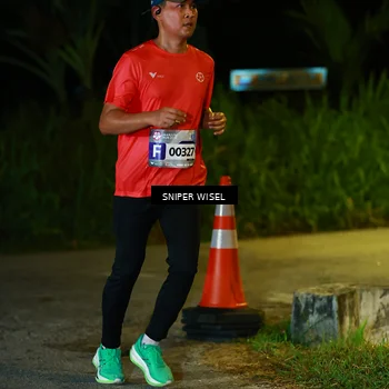 Runner Photo 8407554