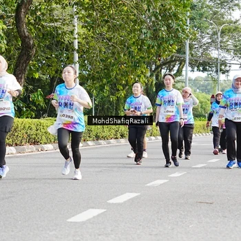 Runner Photo 8407556