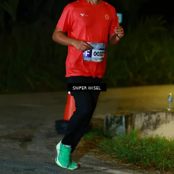 Runner Photo 8407563