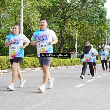 Runner Photo 8407571