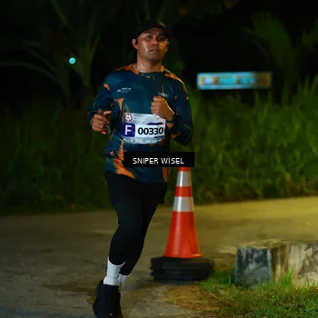 Runner Photo 8407573