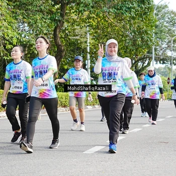 Runner Photo 8407590