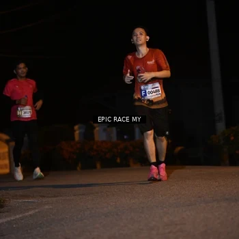 Runner Photo 8407645