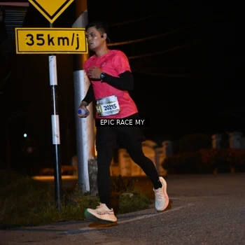 Runner Photo 8407668