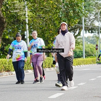 Runner Photo 8407707