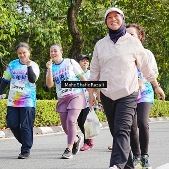 Runner Photo 8407710