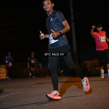 Runner Photo 8407711
