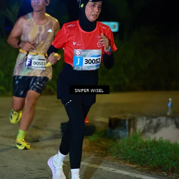 Runner Photo 8407712