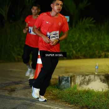 Runner Photo 8407722