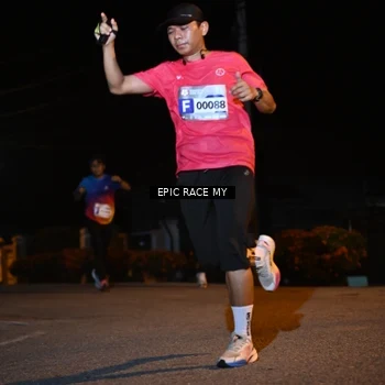 Runner Photo 8407725