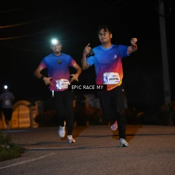 Runner Photo 8407733