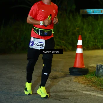 Runner Photo 8407759