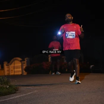 Runner Photo 8407766