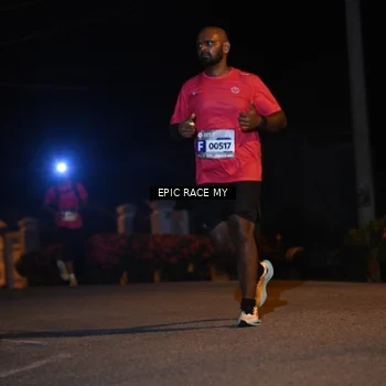 Runner Photo 8407773