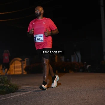Runner Photo 8407777