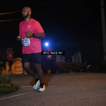 Runner Photo 8407780