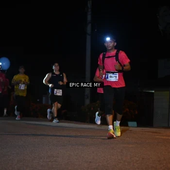 Runner Photo 8407796