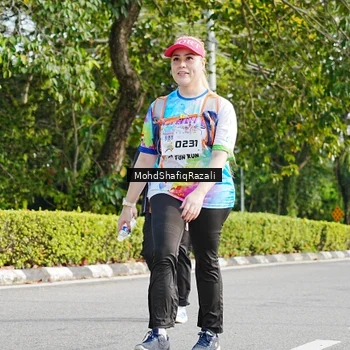 Runner Photo 8407799