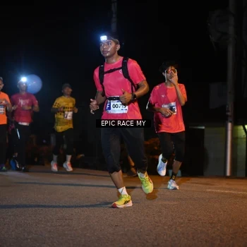 Runner Photo 8407800