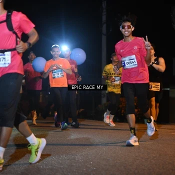 Runner Photo 8407806