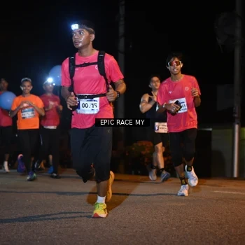 Runner Photo 8407813
